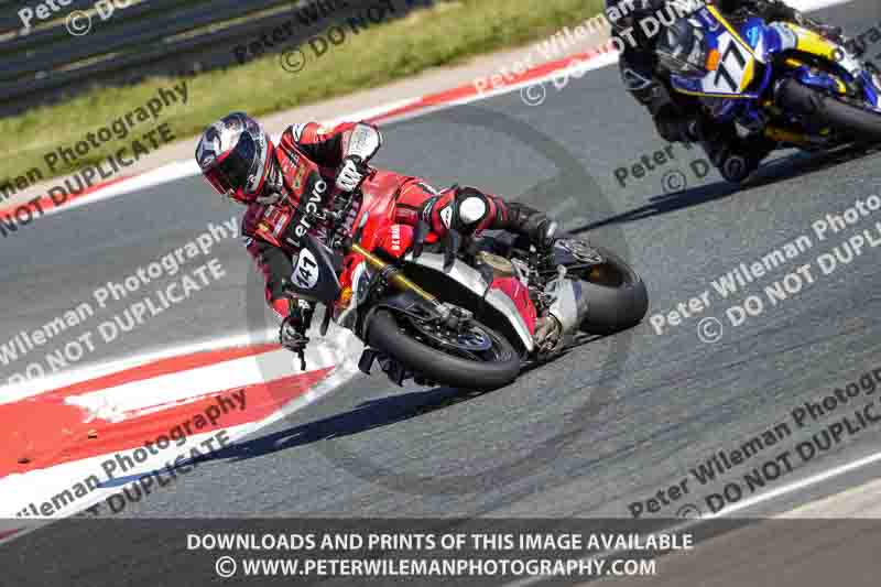 cadwell no limits trackday;cadwell park;cadwell park photographs;cadwell trackday photographs;enduro digital images;event digital images;eventdigitalimages;navarra;no limits trackdays;peter wileman photography;racing digital images;trackday digital images;trackday photos
